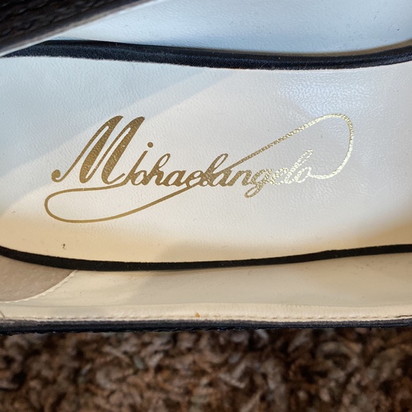 Michelangelo size 7: Black sequence detailed pumps - Picture 6 of 7